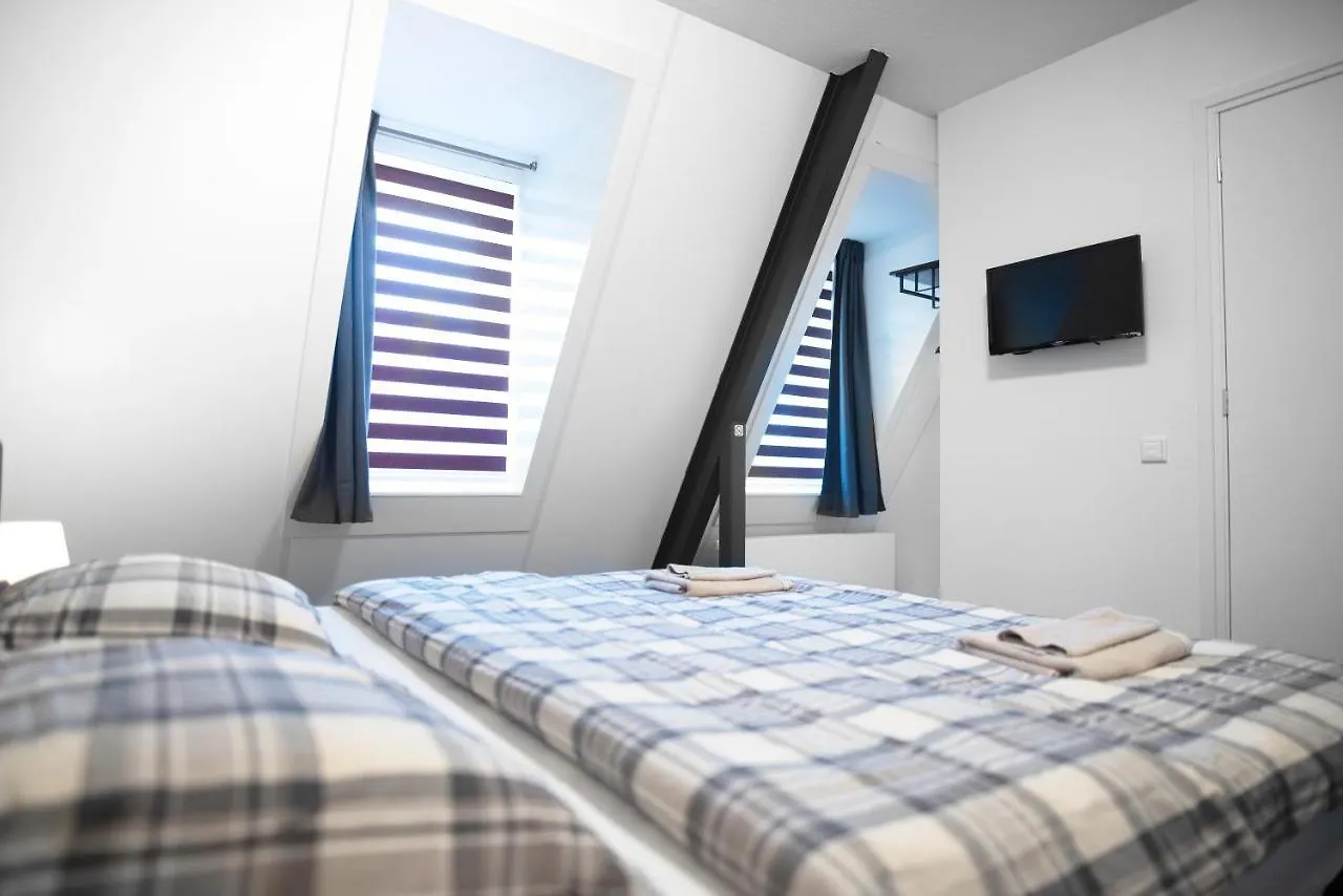 B&B Hotel Lichtstad Eindhoven 2*,  Holland